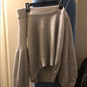 Off shoulder ballon sleeve sweater